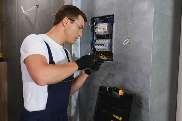 Best Emergency Electrical Repair  in Guthrie Center, IA